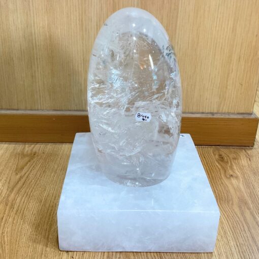Sphatik Crystal Lingam for Temple 16 kg 375 Grams (13 inch)