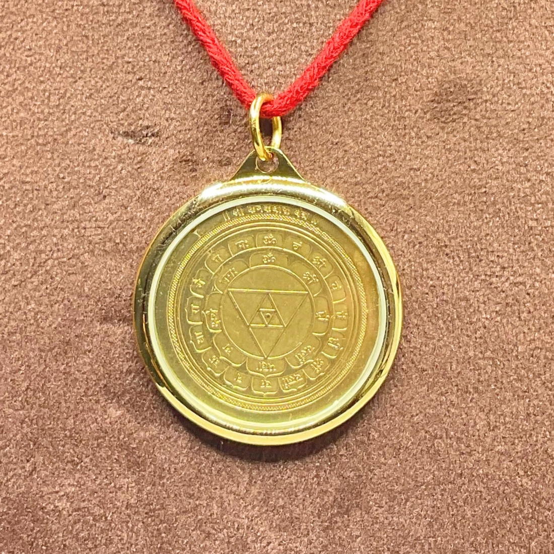 Kanakdhara Yantra Locket in Gold Plated