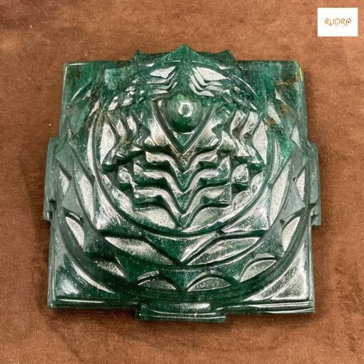 Green-Margatha-Shri-Yantra-5.25-inch-2240-Gms-UP-C.jpg November 16, 2024 295 KB