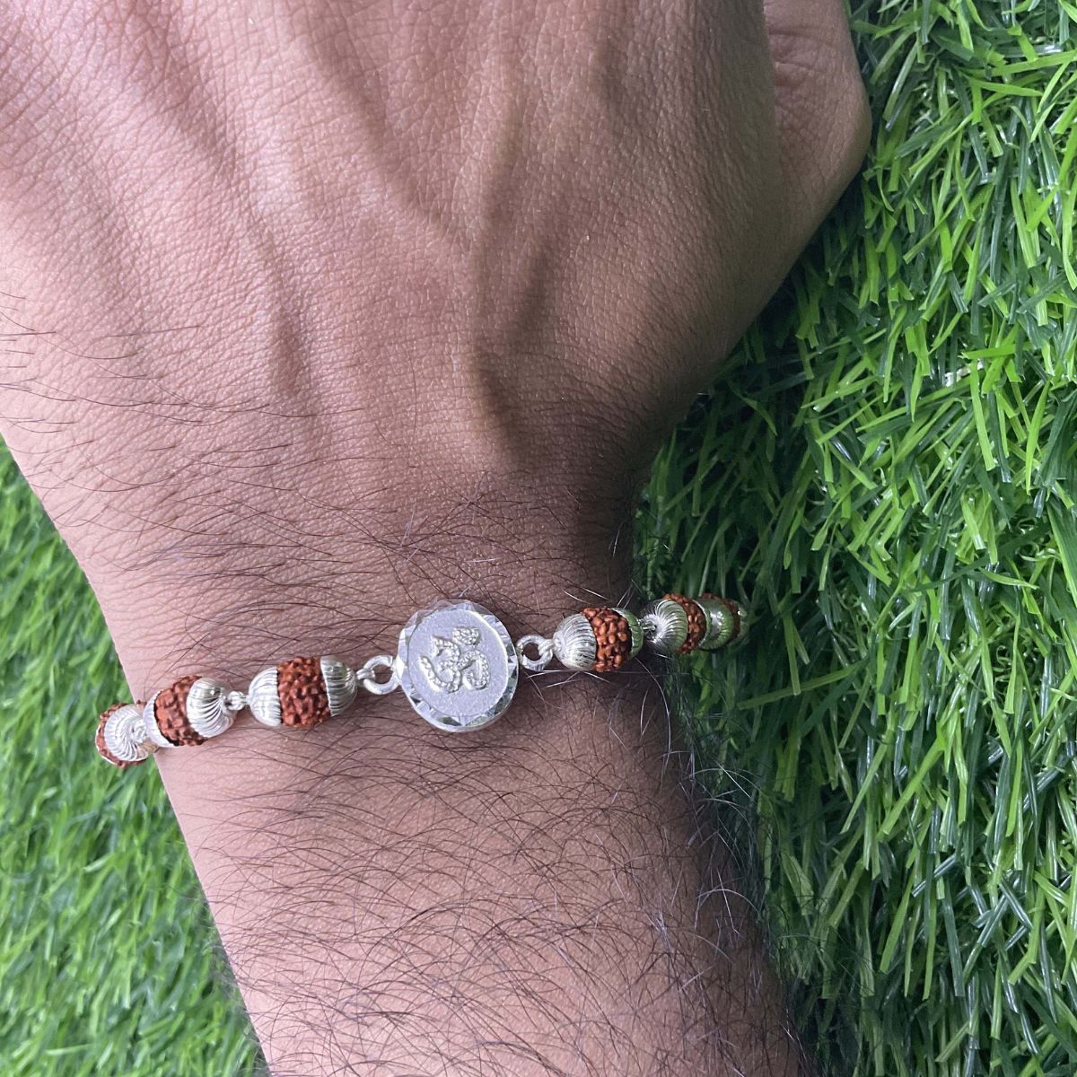 Java 1-14 Mukhi Ganesh And Gaurishankar Siddh Bracelet/Siddha Rudraksha  Bracelet with silver capping - Radhey Rudraksha