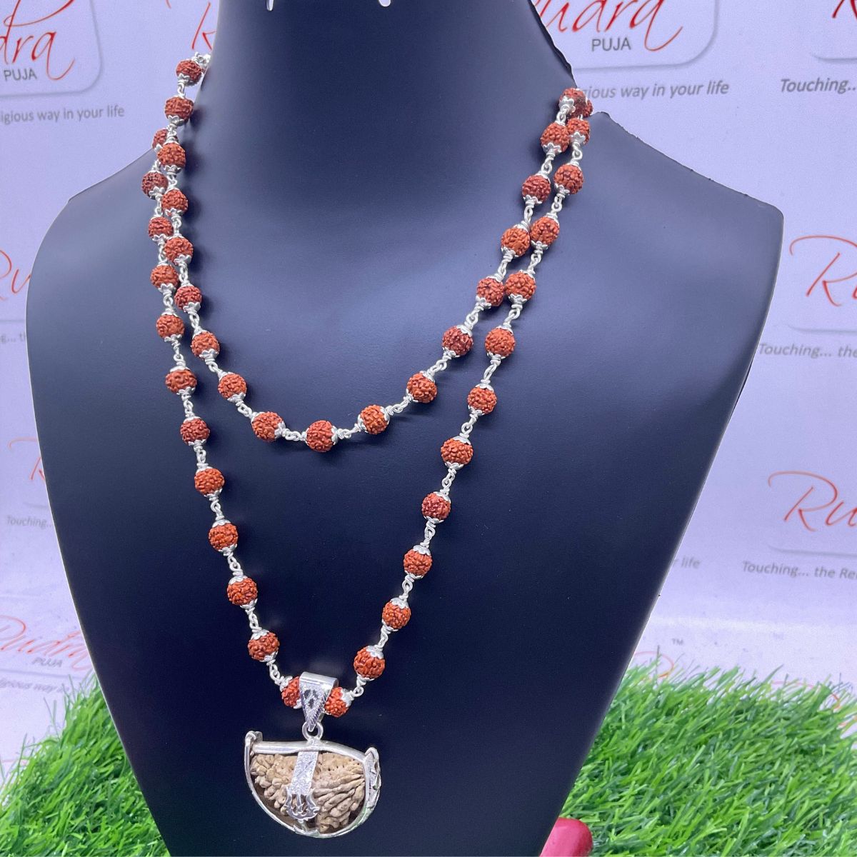 Natural 1 Mukhi Rudraksha Necklace pendent 1.458 Grams from Nepal I.G.L Lab  Certified - Ajretail Your One-Stop Destination for Lab Grown Diamonds,  Gemstones, and Jewelry Wholesale and Export