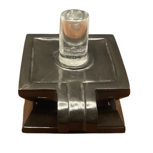 Sphatik-Lingam-With-Black-Jade-Square-Base-1476-Gms-4-Inches-Mp-C.jpg November 12, 2024 97 Kb