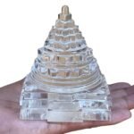 Sphatik Shree Yantra - 4.25 Inches - (1062 Grams)
