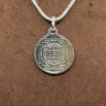 Laxmi Narayan Silver Locket Yantra With Silver Chain